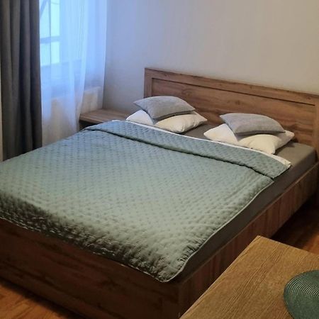 Pokoje Goscinne Syrenka Ustka Ngoại thất bức ảnh